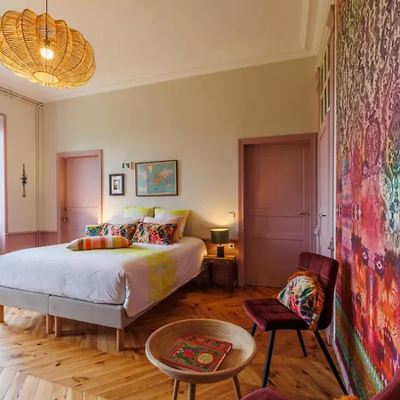 D'hotes Chateau De Bourrassol Guest house Menetrol